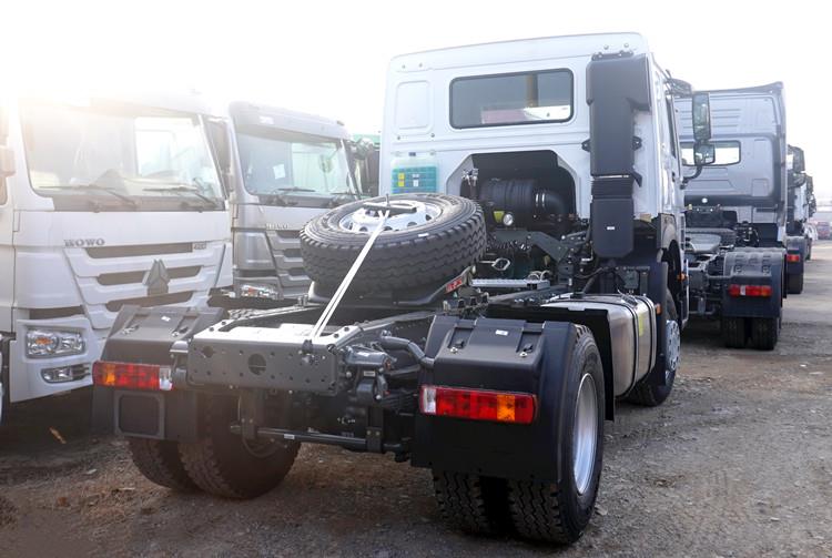 Sinotruk Howo 371 4x2 Tractor Truck for Sale in Sudan